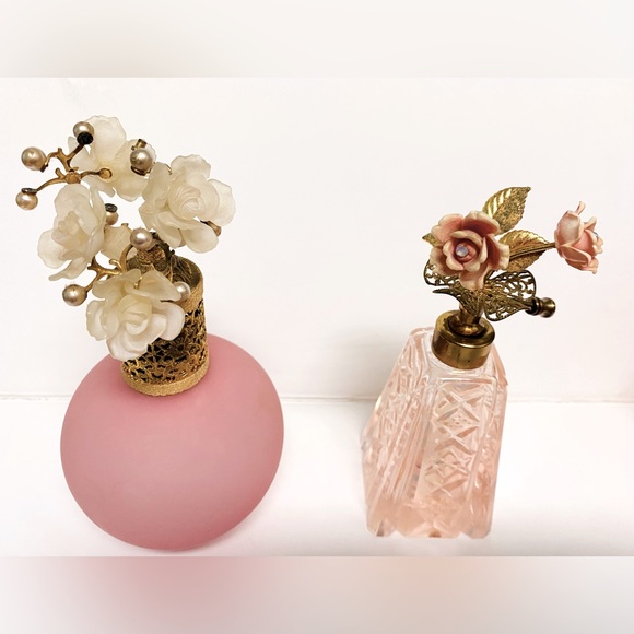 2 Vintage IRICE Italy Pink Satin Cut Crystal Flowers Perfume Bottles - Picture 7 of 9
